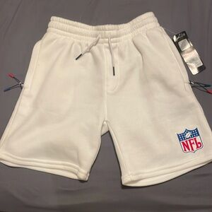 NFL trainer short NWT boys medium